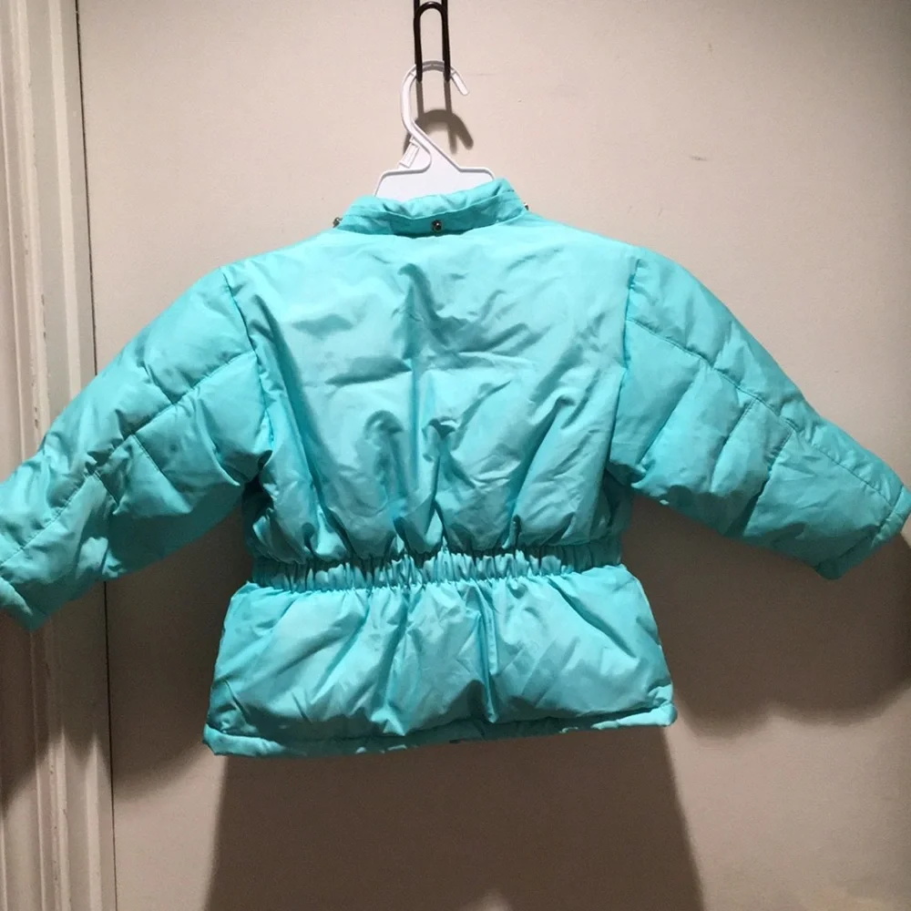Gap size 3 T winter jacket, very thick a pretty teal green color EUC